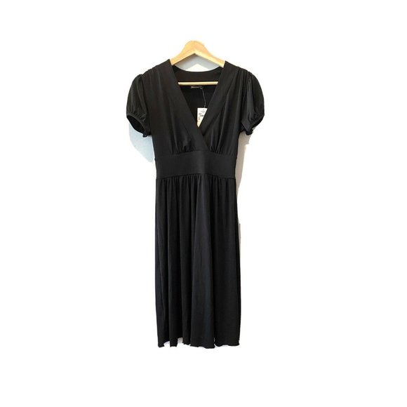Max & Cleo Dresses & Skirts - Max & Cleo NEW Black Mini Vneck Dress